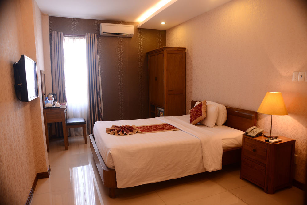 הו צ'י מין סיטי Sunflowers Hotel Airport מראה חיצוני תמונה